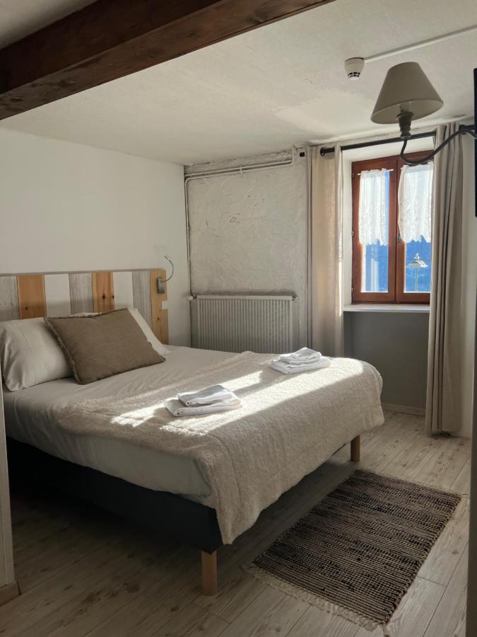 Le Prieure Hotel Uvernet-Fours Luaran gambar