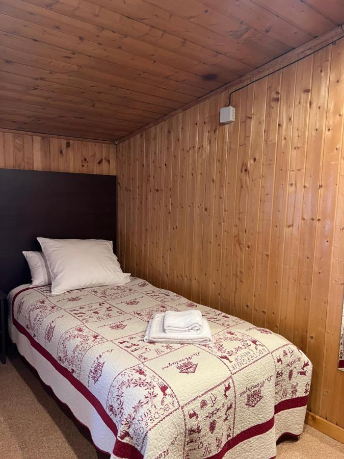 Le Prieure Hotel Uvernet-Fours Luaran gambar
