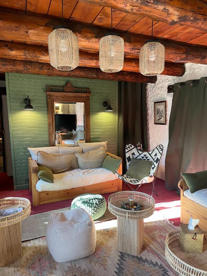 Le Prieure Hotel Uvernet-Fours Luaran gambar